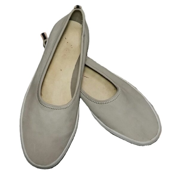 Women's Grey Slip On Leather Shoes - Picture 1 of 10